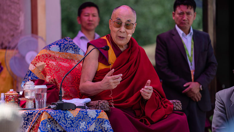 Thánh Đức Đạt Lai Lạt Ma phát biểu tại lễ khánh thành công viên ở Juma Bagh ở Leh, Ladakh, J & K, Ấn Độ vào 3 tháng 8, 2018. Ảnh của Tenzin Choejor