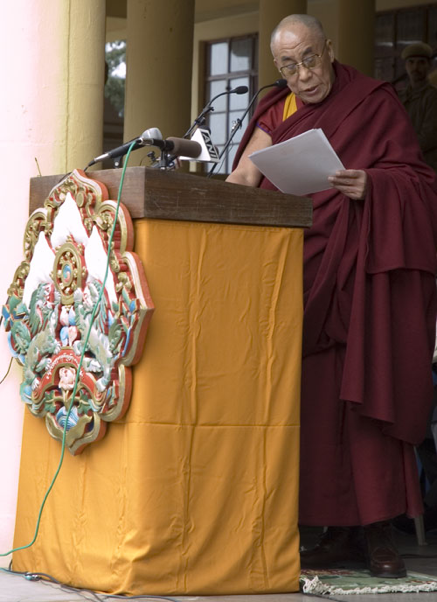 Thánh Đức Đạt Lai Lạt Ma phát biểu bài diễn văn chính thức trong buổi tưởng niệm Ngày Tây Tạng Khởi nghĩa lần thứ 47
