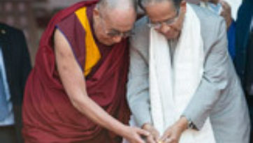 Nói chuyện về "Cách tiếp cận của con người đối với Hoà bình" & Khai mạc Lễ hội Tây tạng