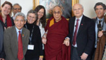 Đạo đức, Giáo dục & Phát triển Nhân loại