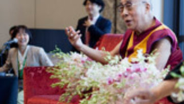 Giao lưu chính thức với Đệ tử Thần đạo