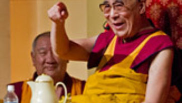 Thuyết Pháp trọn ngày ở Tokyo