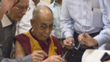 Cuộc Sống, Tình Yêu, Tiếng Cười và sự Từ Trần: Phương cách Phật giáo - Mumbai - Ngày 3