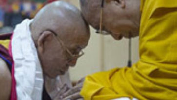 Lễ Cúng dường Trường thọ