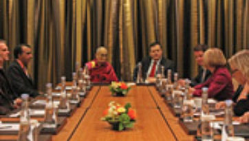 Gặp gỡ bạn bè Quốc hội Canada của Tây Tạng