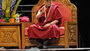 Nói chuyện về Lòng Bi & Trách nhiệm Toàn cầu