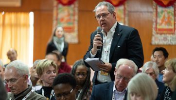 Cuộc Hội Đàm về Tâm thức & Đời sống - Ngày thứ hai