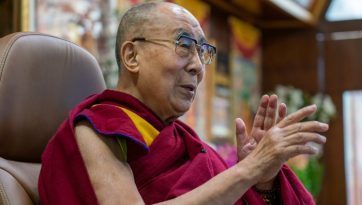 Sự đồng cảm và Từ bi trong Chính sách