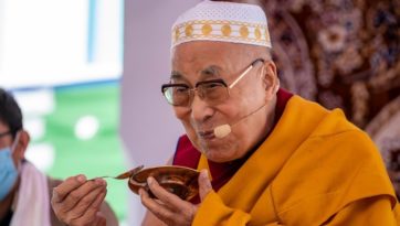 Gặp gỡ cộng đồng Hồi giáo Padum và nói chuyện với sinh viên