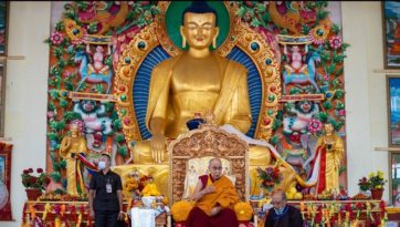 Thăm viếng Trung tâm Phật pháp LGA và dùng cơm trưa tại Abi Pang Spituk