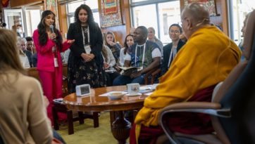 Lòng Từ Bi trong hành động: Cuộc trò chuyện về Kỹ năng Lãnh đạo