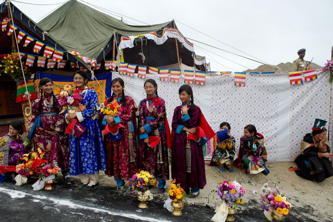 2010 09 13 13 Ladakhis In Traditional Dress Receiving Hh